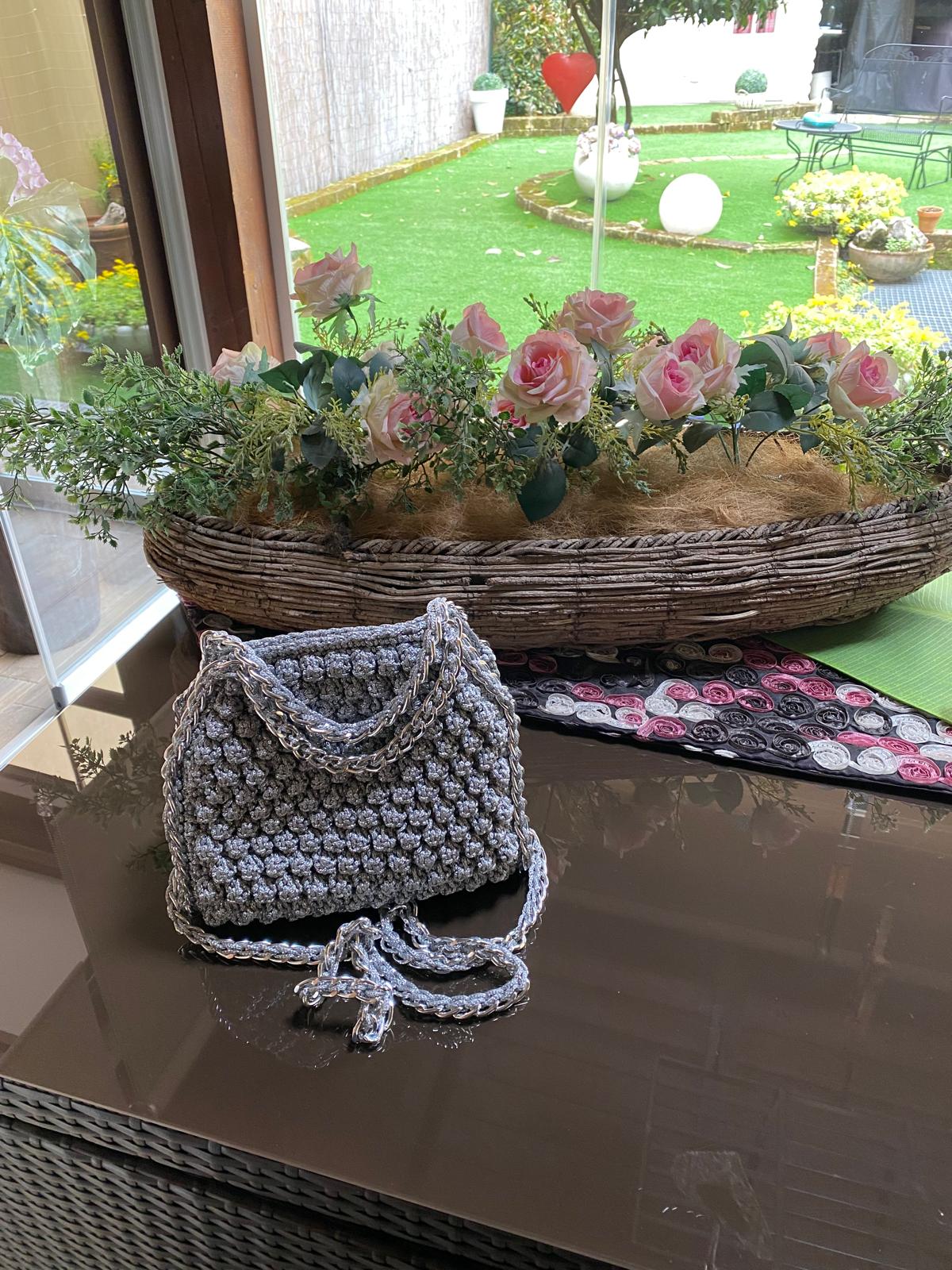 Borsa Rimini completamente realizzata a mano