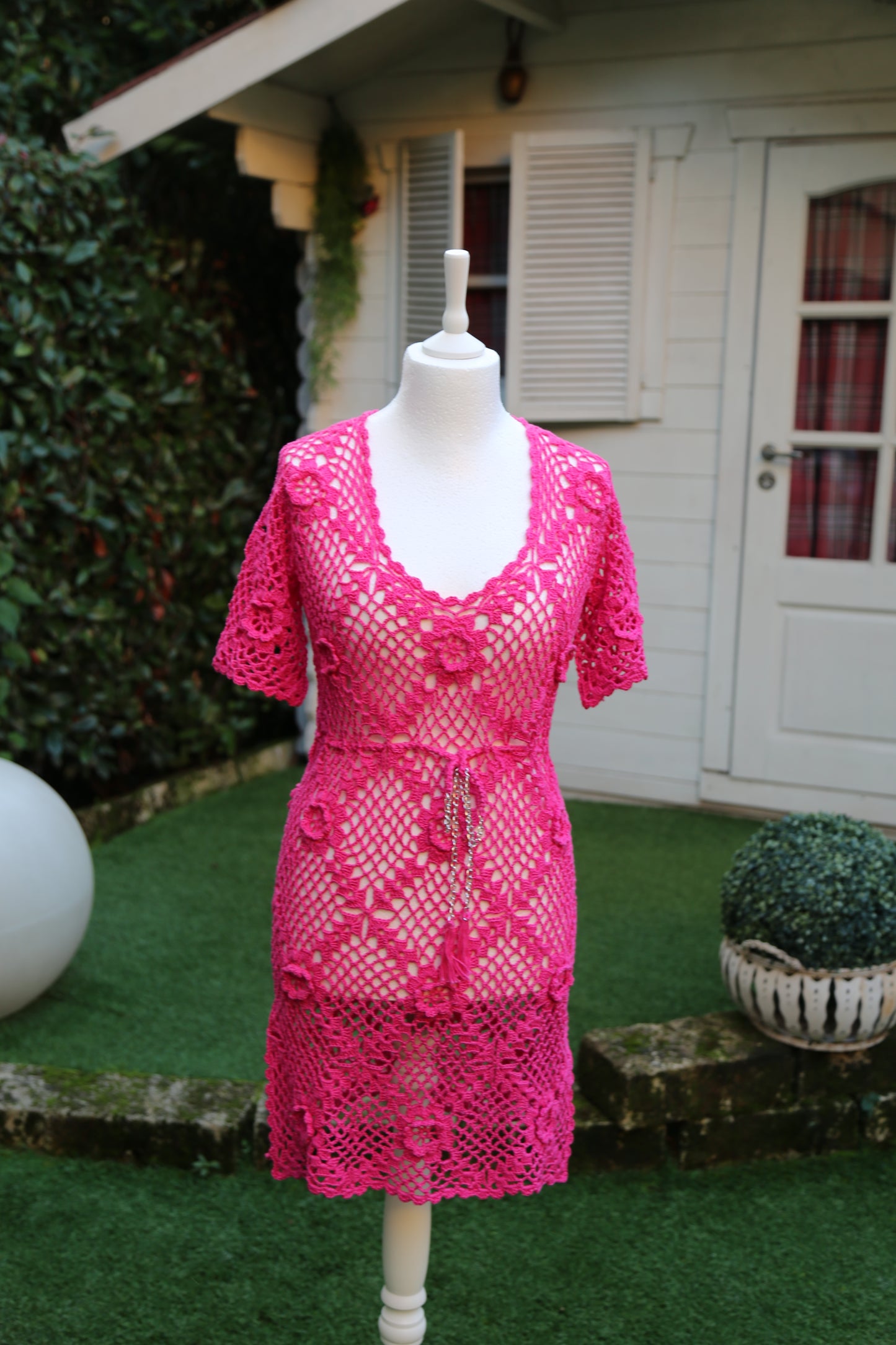 vestito da donna estivo completamente fatto a mano