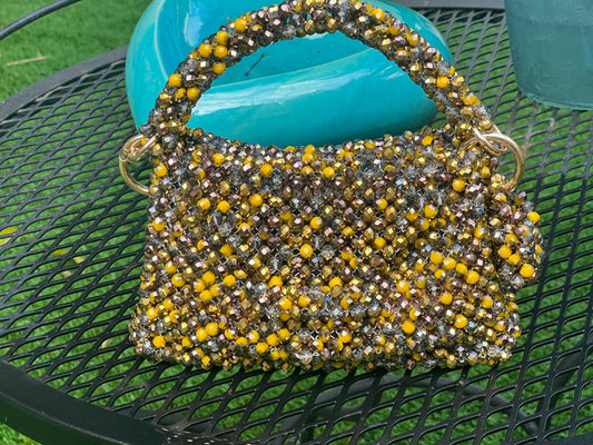 Borsa&nbsp; fatta a mano con perline Preciosa