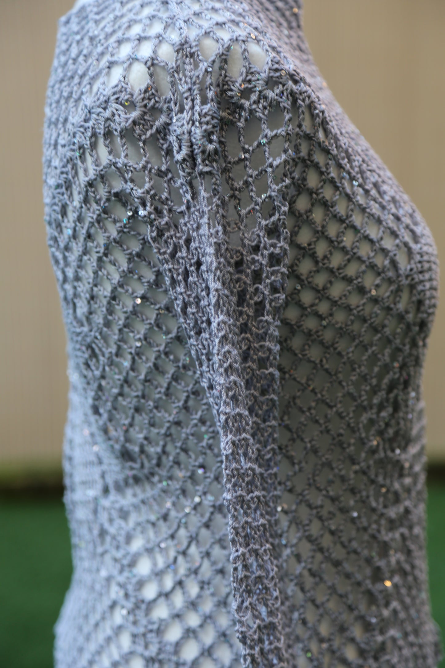 Maglia a maniche lunghe primaverile completamente fatta a mano