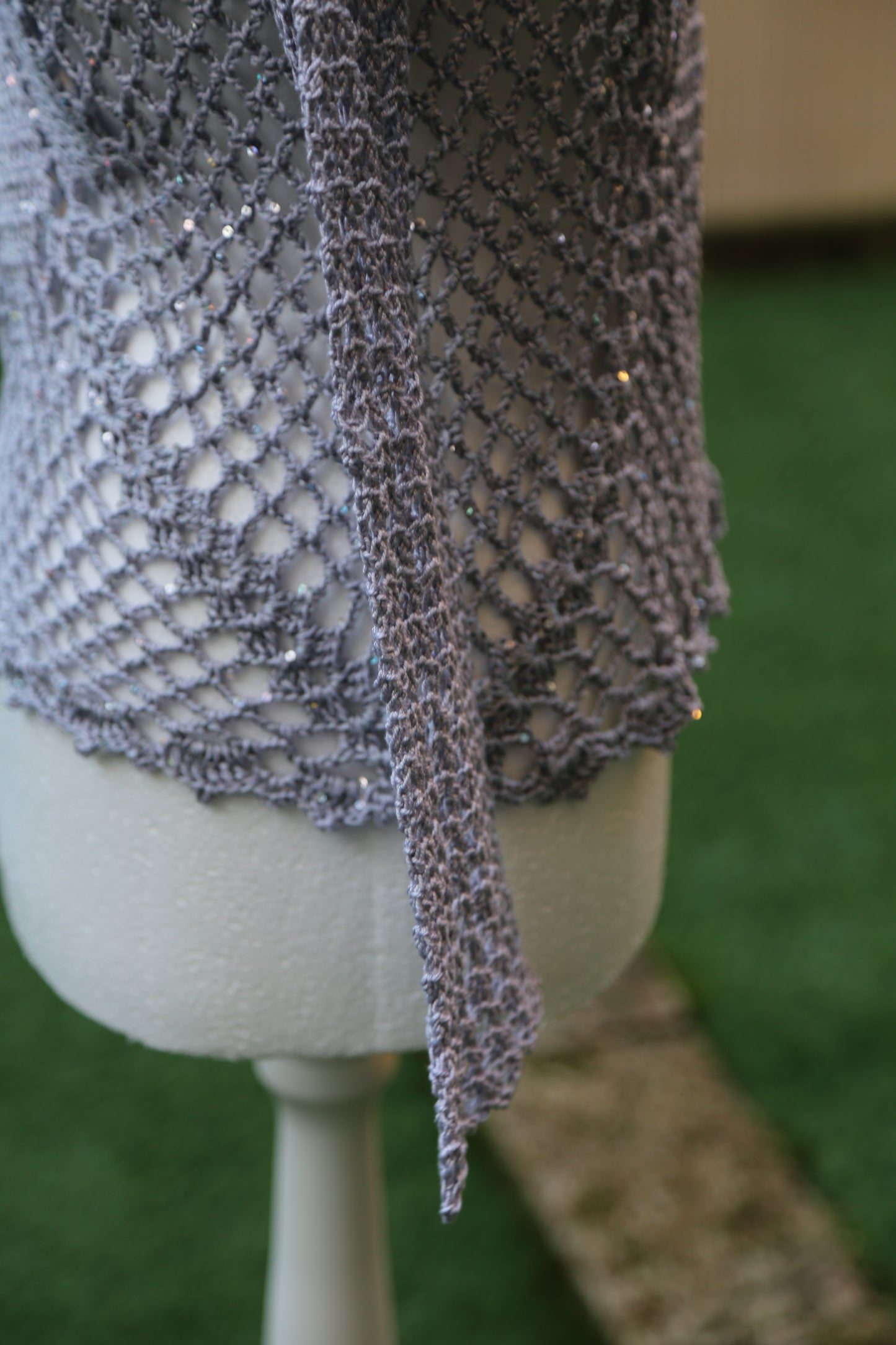 Maglia a maniche lunghe primaverile completamente fatta a mano